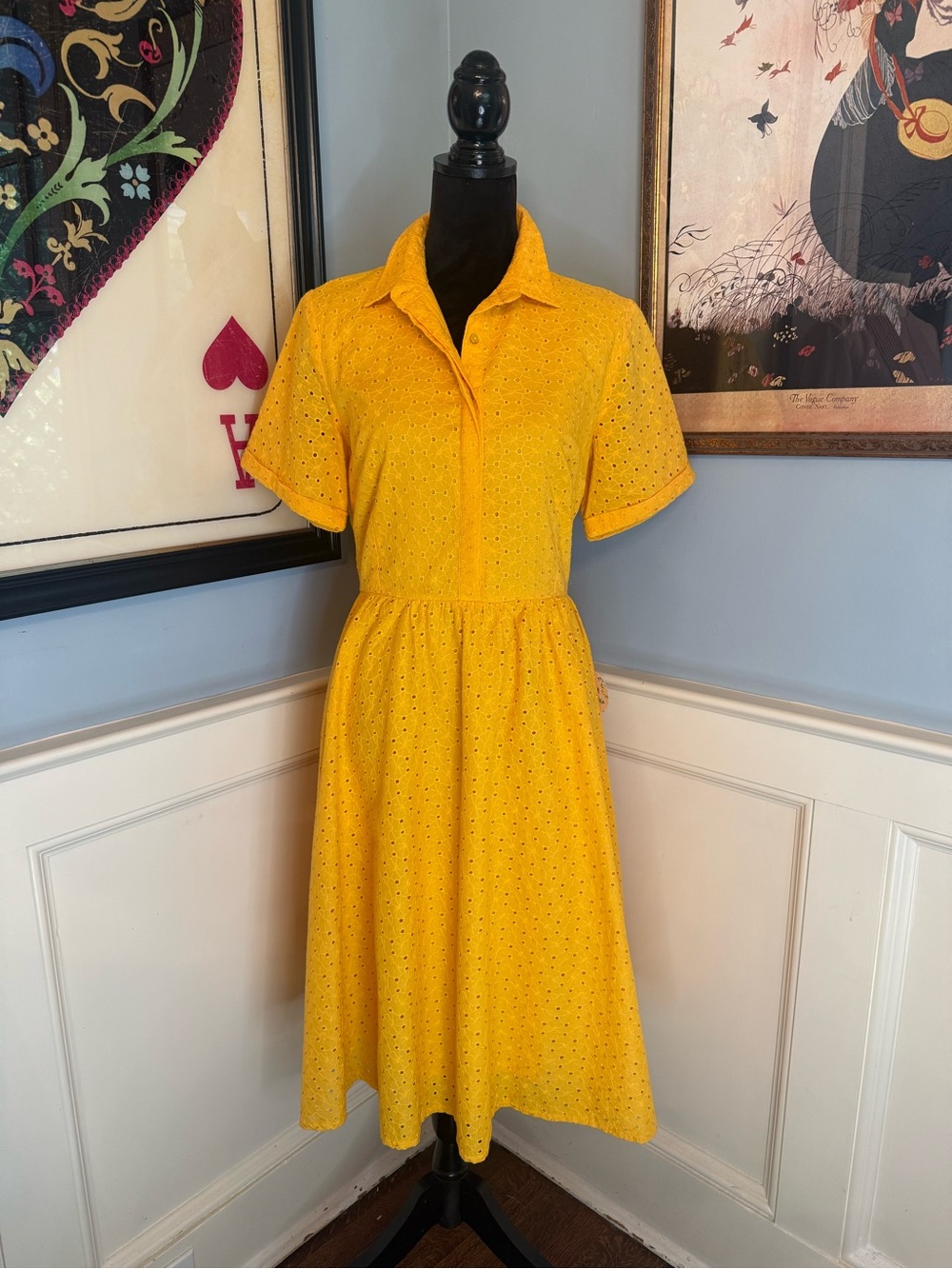Unique Vintage Retro Timeless 1950s Marigold Eyelet Cotton Harlow Shirtdress XL